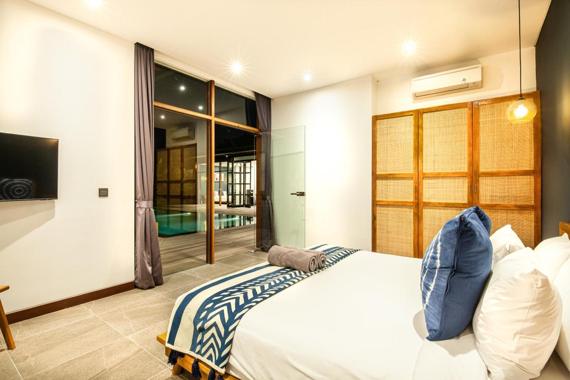 Brand New 5 Bedroom Villa Enclosed Living Room Canggu Canggu (Bali) Exterior photo