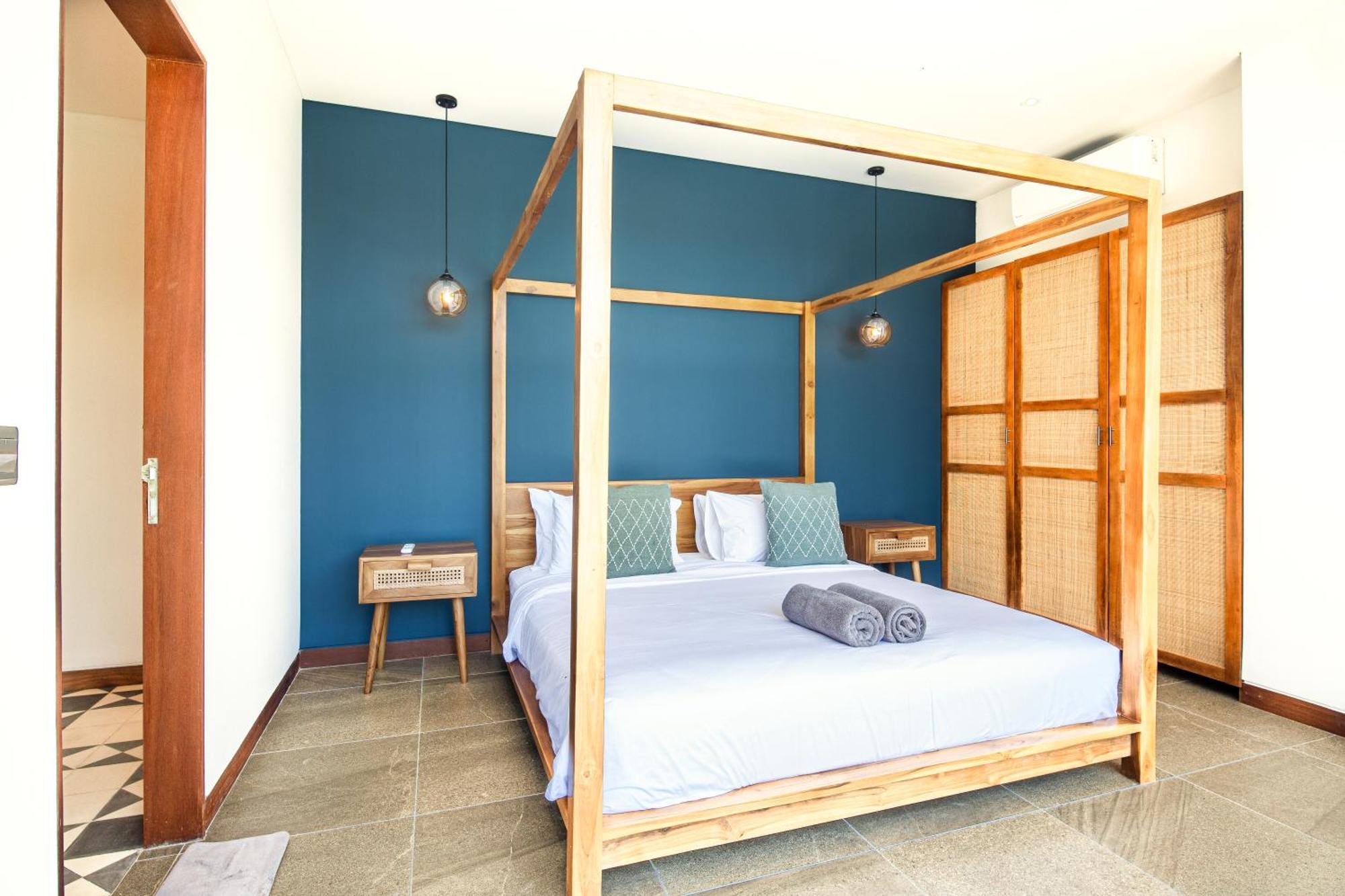 Brand New 5 Bedroom Villa Enclosed Living Room Canggu Exterior photo